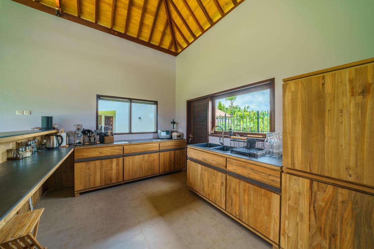 Villa Beauvida - Cozy 4- Bedroom Villa In Canggu With 18M Pool Dalung  Ngoại thất bức ảnh