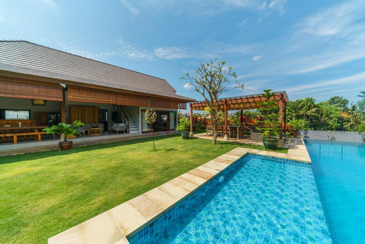 Villa Beauvida - Cozy 4- Bedroom Villa In Canggu With 18M Pool Dalung  Ngoại thất bức ảnh